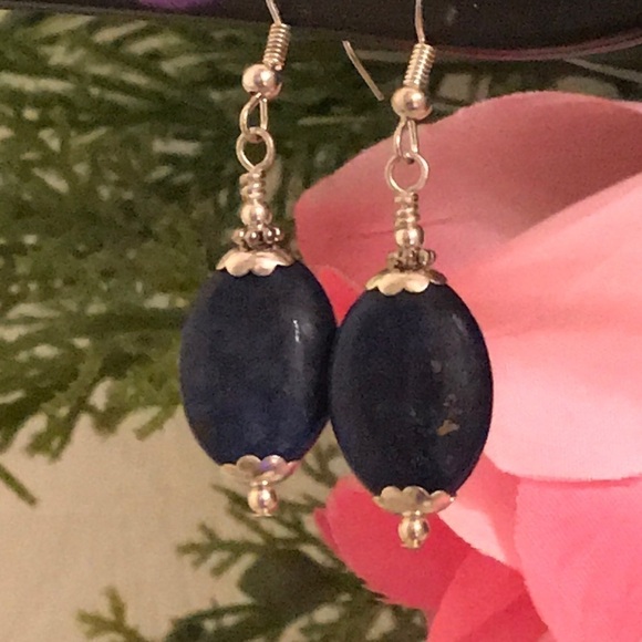 🔥ON SALE🔥3/$30🔥 💖 LA Design💖Handmade Earrings - Picture 2 of 5